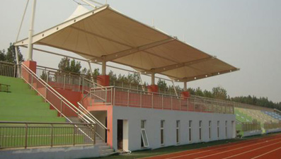 北京膜结构工程的体育看台设计与施工
