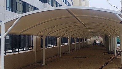 北京膜结构车棚搭建前提：合规、安全、美观三位一体